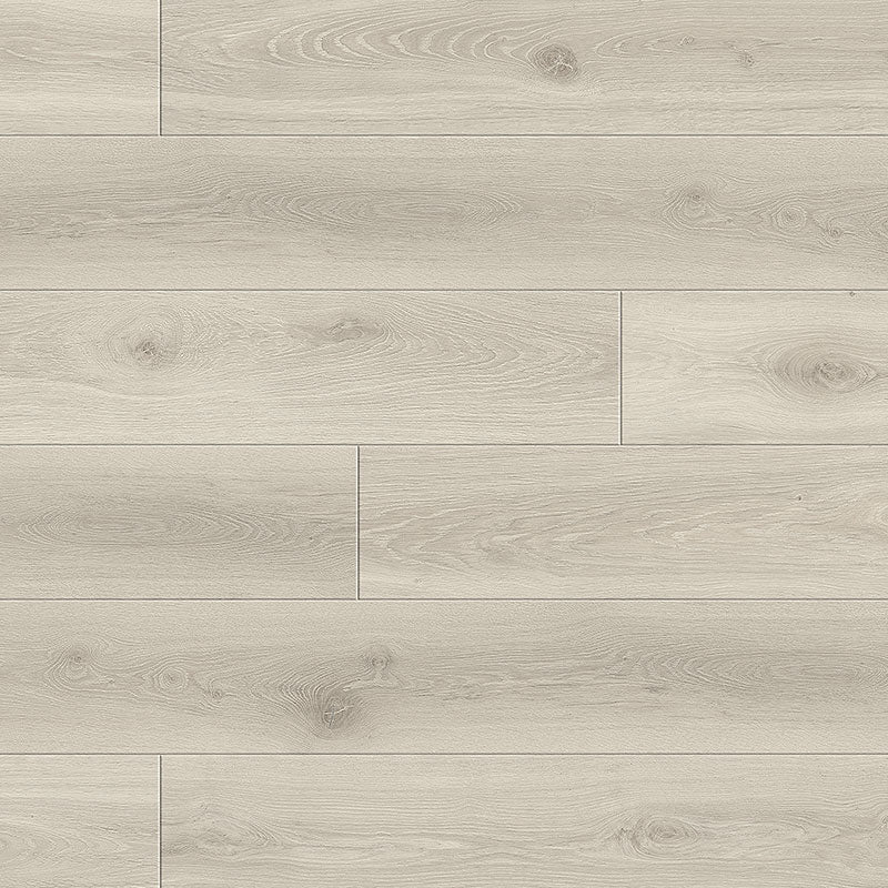 Light toned laminate floors with a realistic oak grain
